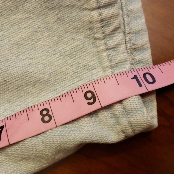 VINTAGE Lee Ribcage High Waist Denim Shorts 23" Waist Light Wash 10" inseam - Picture 7 of 15